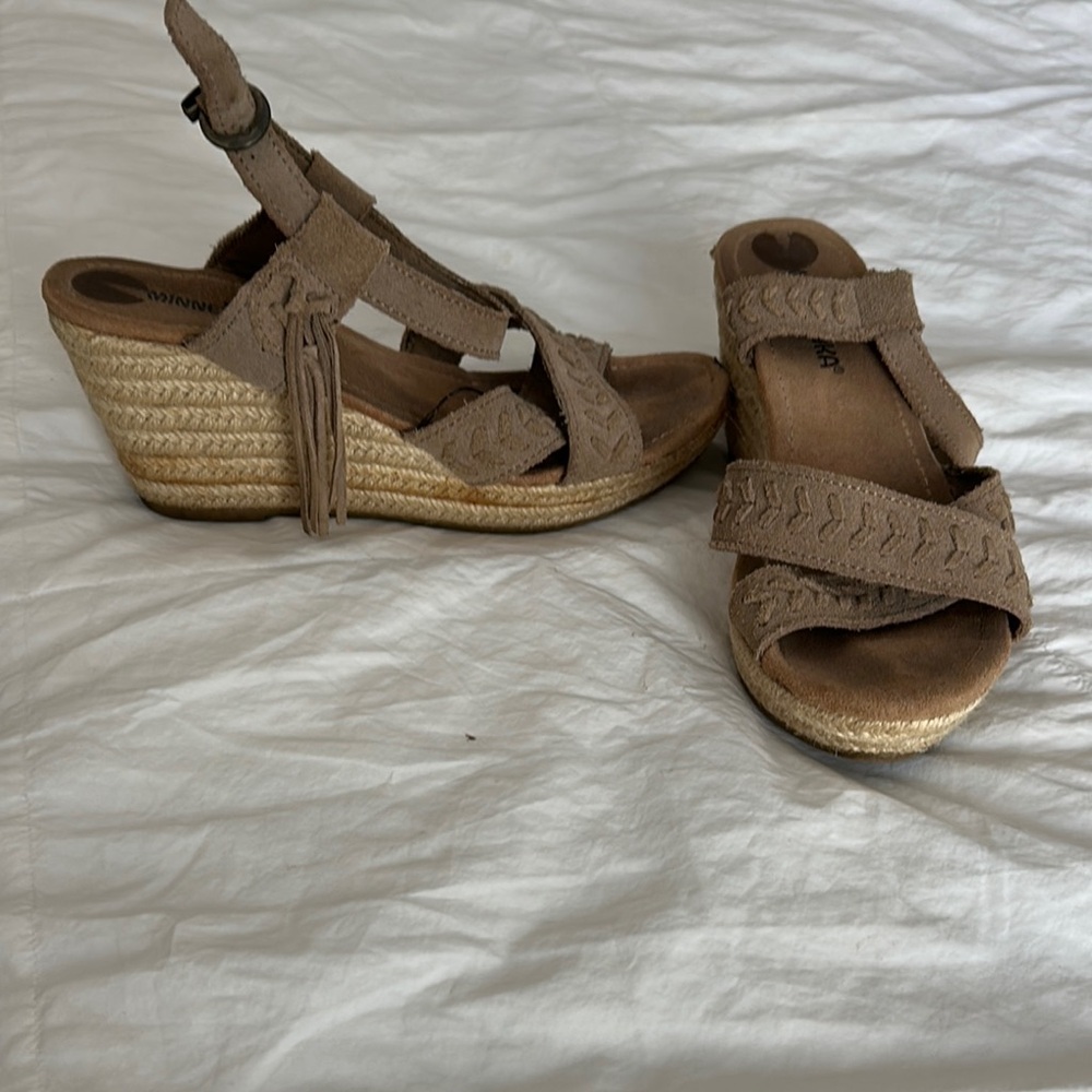 Minnetonka Brown Wedge Sandals